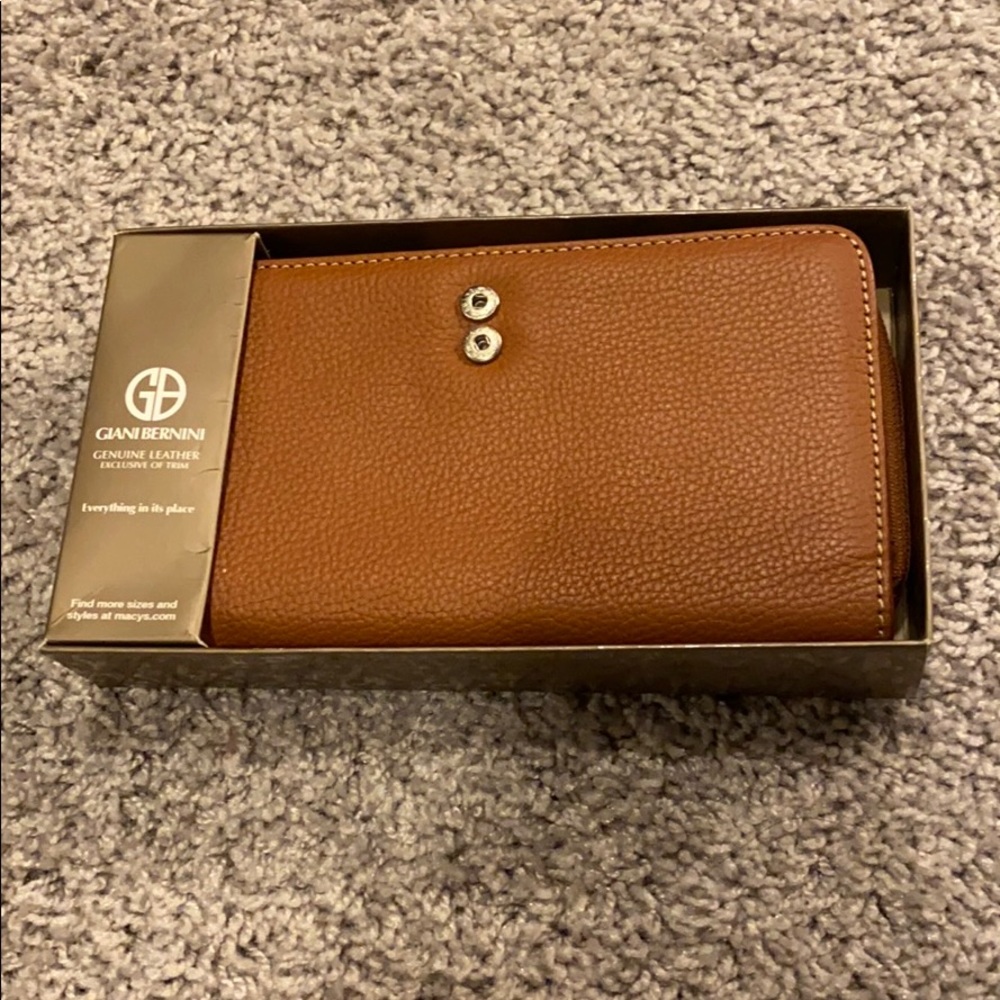 Wallet - Picture 3 of 4